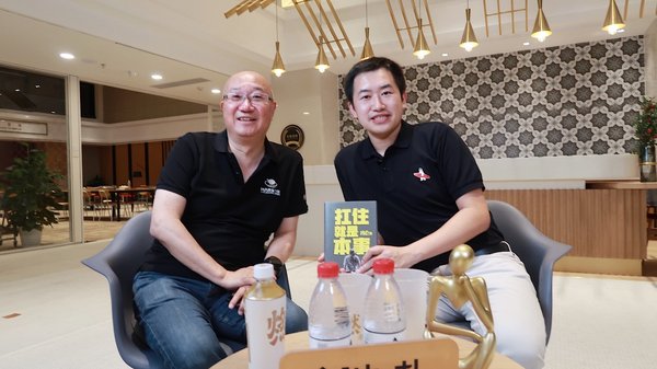 冯仑对话贾凡