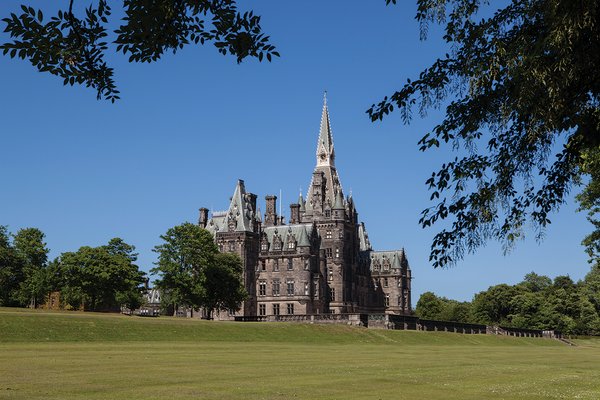 英国斐特斯公学