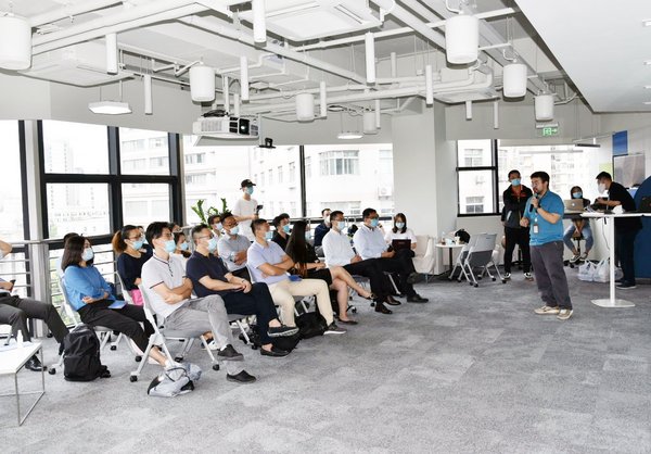 赛诺菲举办创新公开课 分享合作共创秘诀 助初创公司建健康生态圈