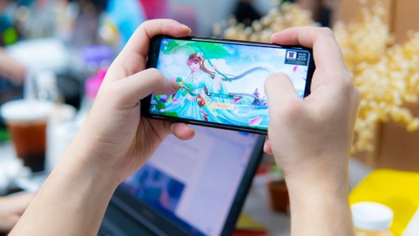 越南前3名发行商之一Gamota发表越南手机游戏市场的机会和挑战