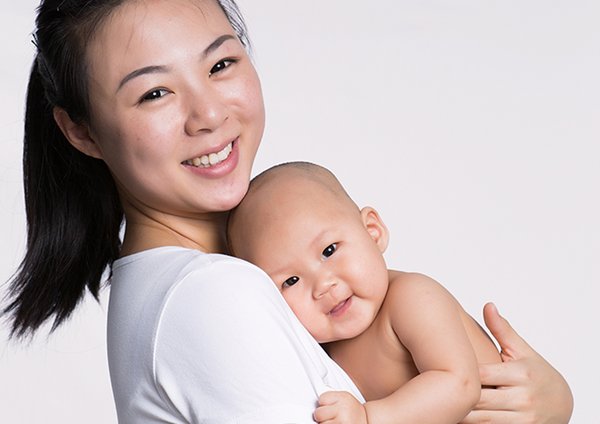 雀巢守护婴幼儿成长 迎接母婴喂养周