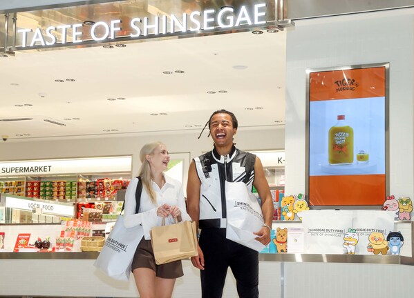 Shinsegae Duty Free unveils "Taste of Shinsegae" at its Myeongdong flagship store.