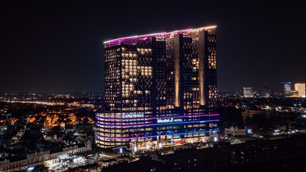 曼居酒店（唐格朗BSD卡斯滕兹购物中心店）  Model J Hotel BSD Carstensz - Tangerang
