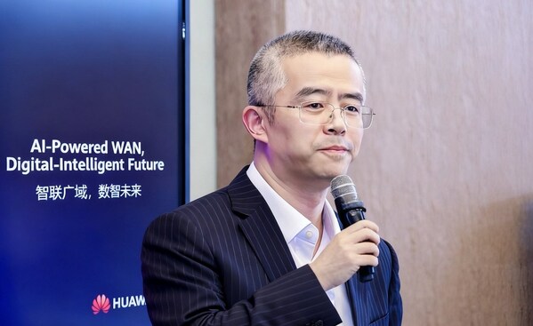 华为数据通信产品线路由器领域总裁蔡骏