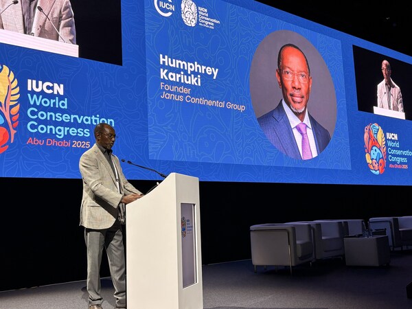 Humphrey Kariuki在IUCN世界自然保护大会上发表讲话，他被正式任命为最新的自然赞助人，也是唯一被认可为赞助人的非洲人。
